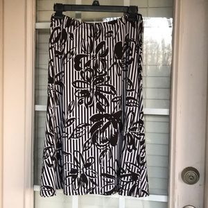 GRACE ELEMENTS ELASTIC WAIST SKIRT